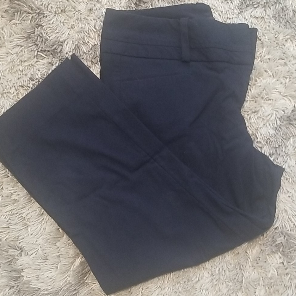 Navy blue capri pants